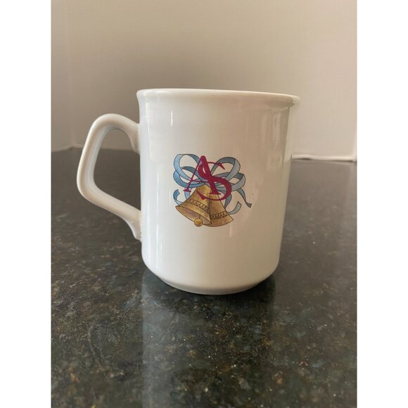 Crown Windsor Commemorative Wedding Mug, Prince Andrew and Sarah, 7/23/86, Engla - Picture 3 of 8